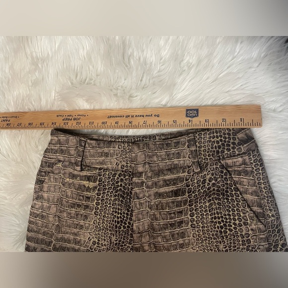 Before You Collection Crocodile Print Shorts NWT Small - Picture 9 of 10